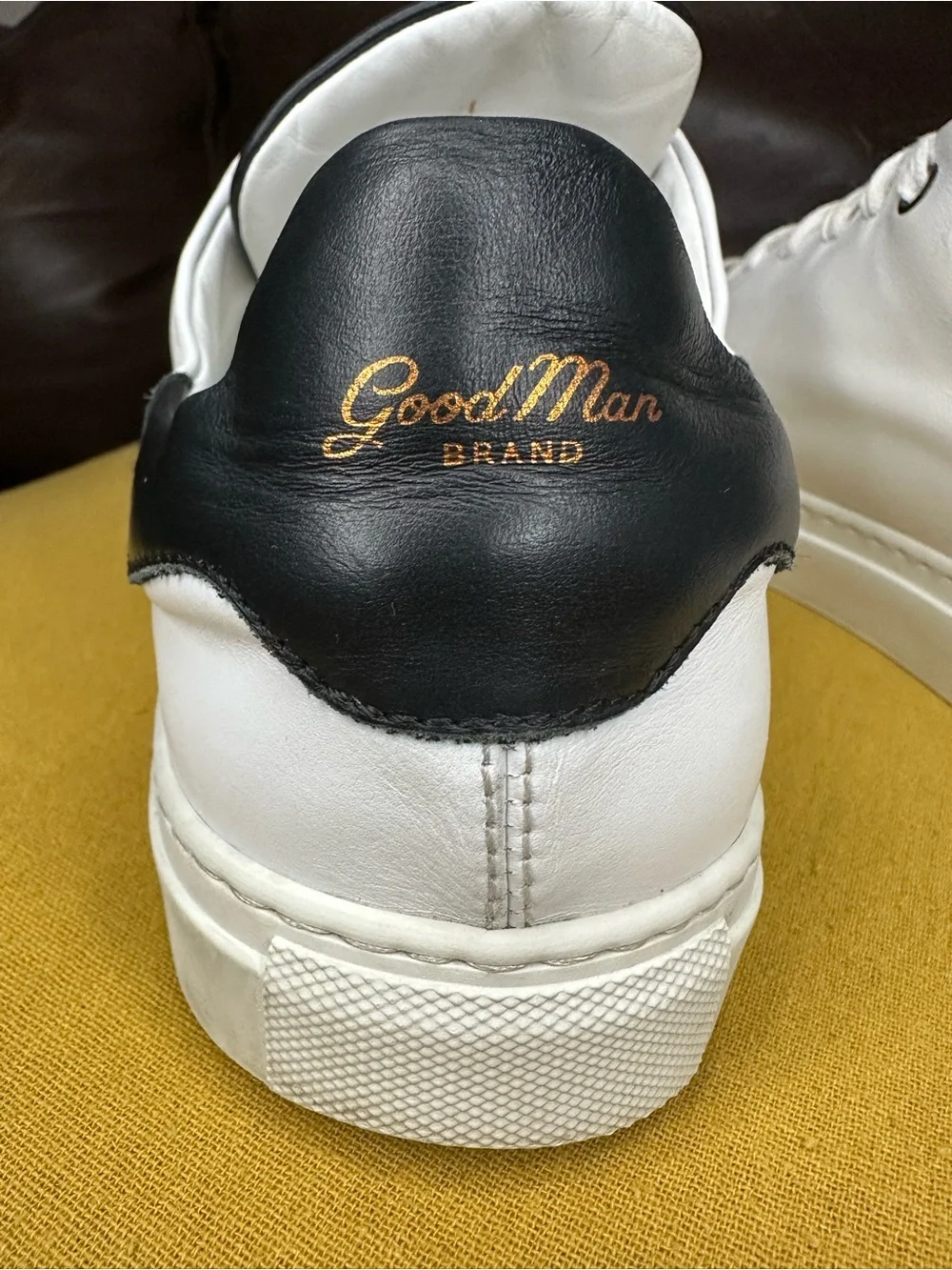 Good Man Brand (ITALIAN) White Leather Low-Top Sneakers with Black Heel
